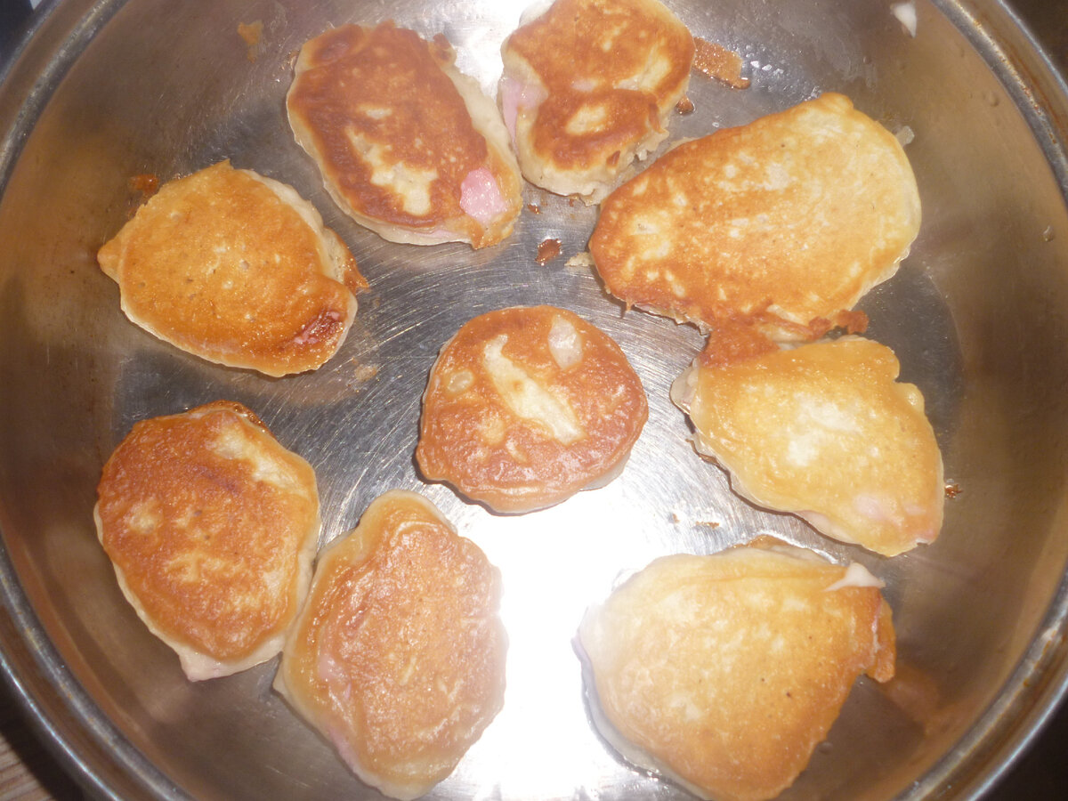 Колбаска в тесте