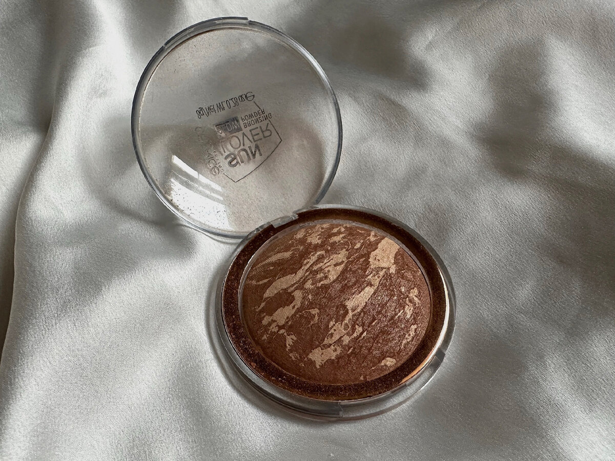 Бронзер Catrice Sun Lover Glow Bronzing Powder отзывы 