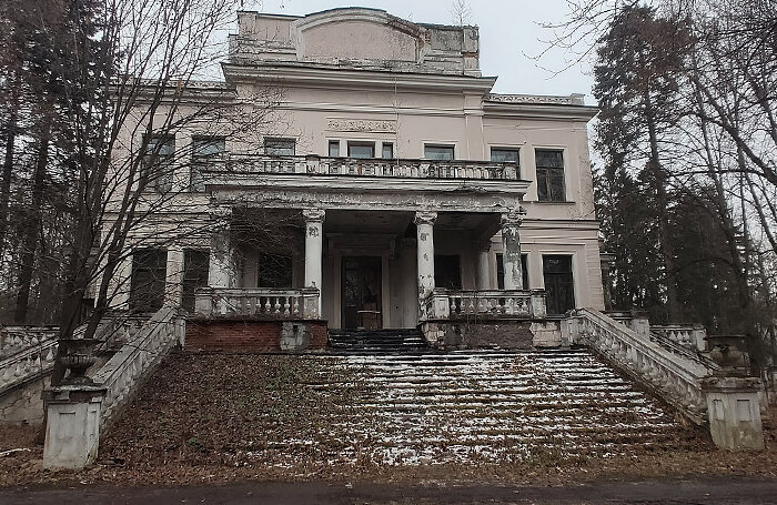    Дача Сталина в Липках-Алексеевском.Yourez/Wikipedia