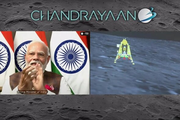 Нарендра Моди наблюдает за прилунением «Чандраян-3» (Фото: ISRO) 

