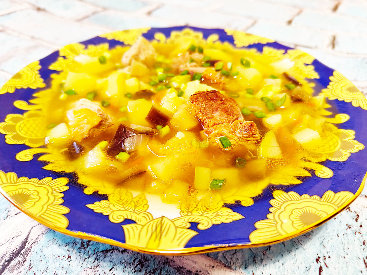 Вариант подачи соуса по-ростовски