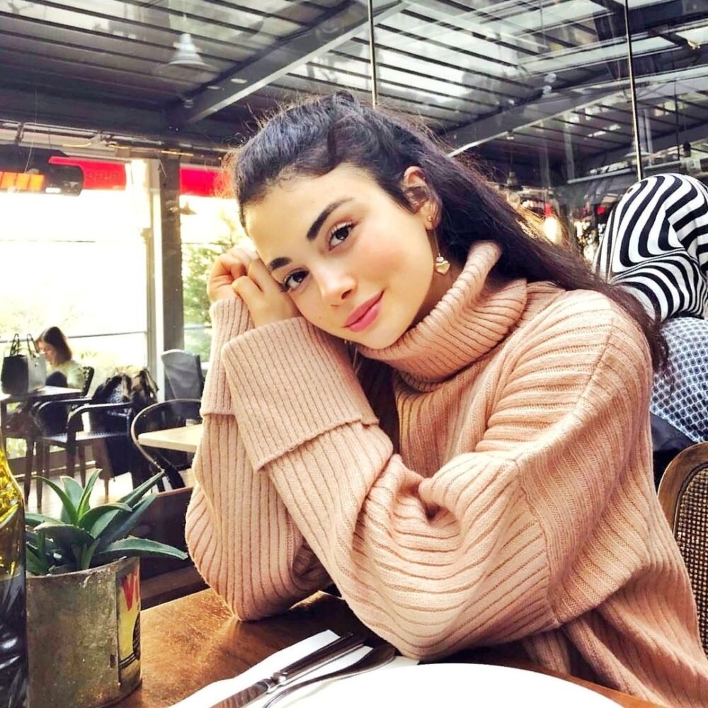 https://100biografiy.ru/wp-content/uploads/2020/02/EIr_ZVmXsAEL05I.jpg