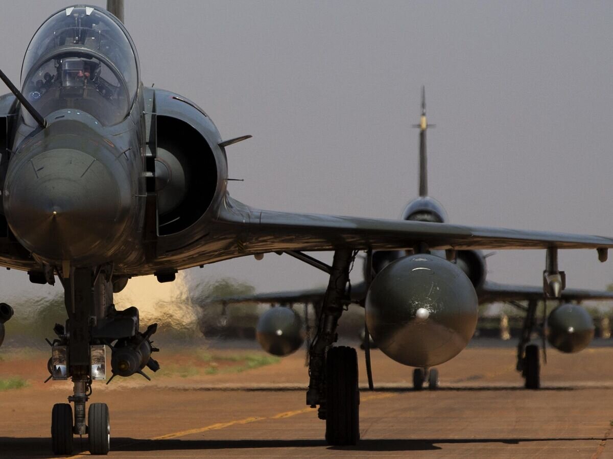    Французские истребители Mirage 2000 в модификации D © AFP 2023 / JOEL SAGET