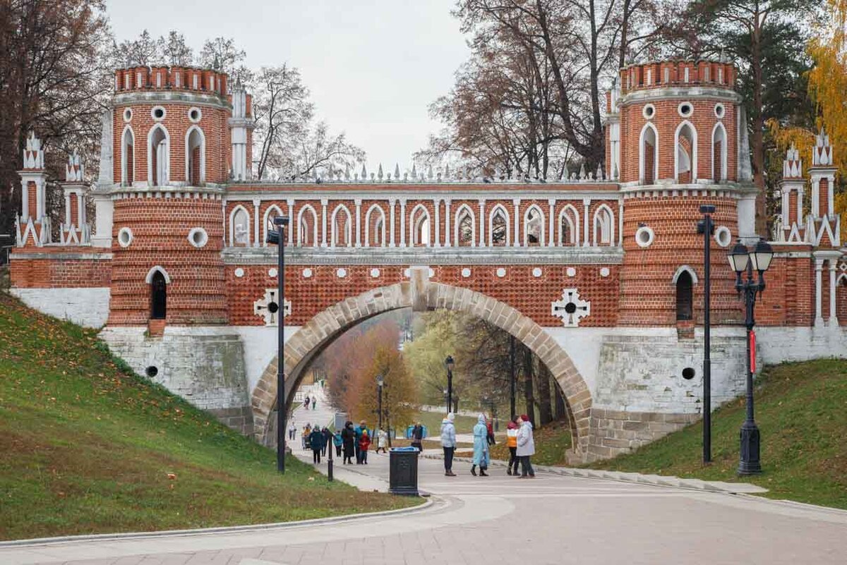 Фигурный мост Баженов в и Царицыно