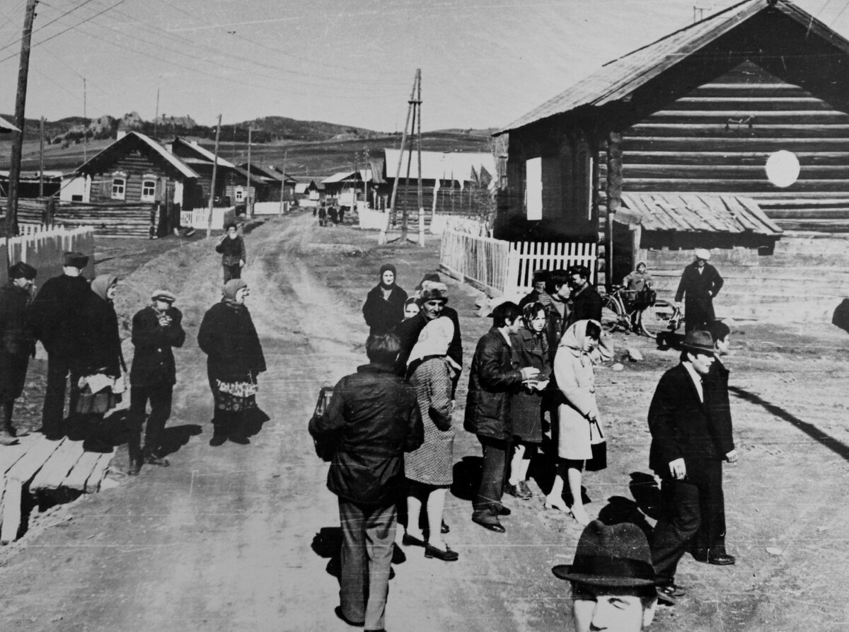 Среднесибирский алтайский край. Старые деревни в Бурятии. Деревня Среднесибирская. Проводы в армию в деревне. Поселок Николаевский Тарбагатайский район.