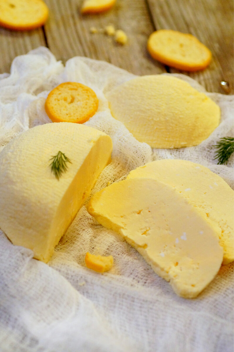 Я научилась готовить вкусный домашний сыр.