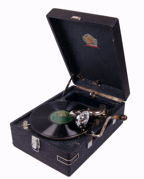 Довоенный патефон Коломенского завода