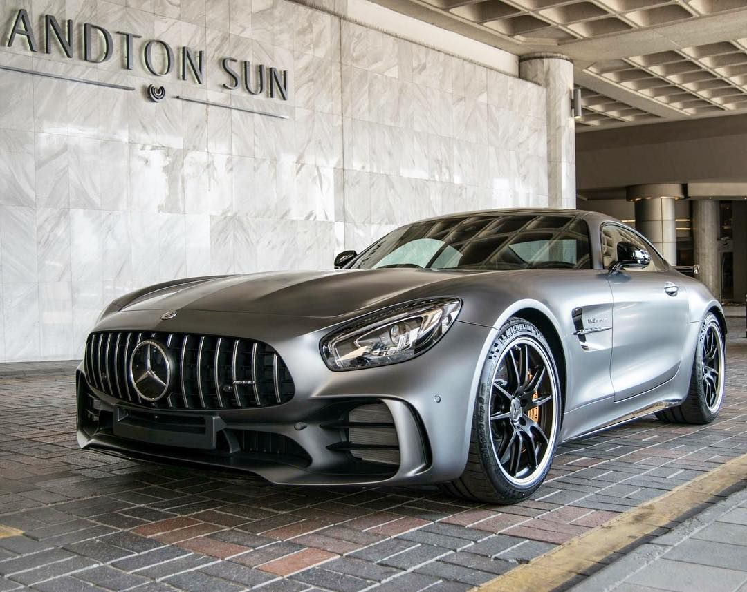 Мерседес Бенц АМГ ГТ. Мерседес АМГ серый. Мерседес АМГ ГТ серый. Mercedes Benz AMG gt 2017.