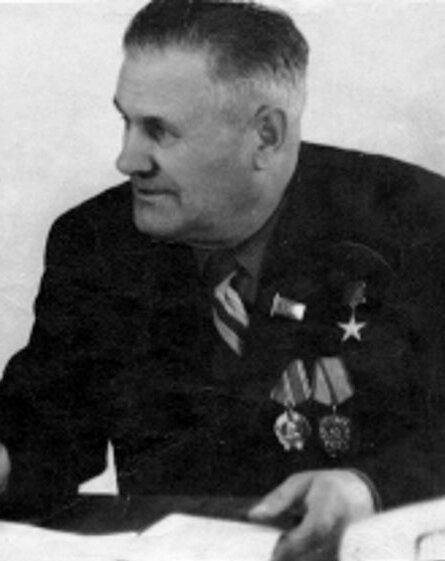 Ефим Васильевич Иванов, 1918-1988