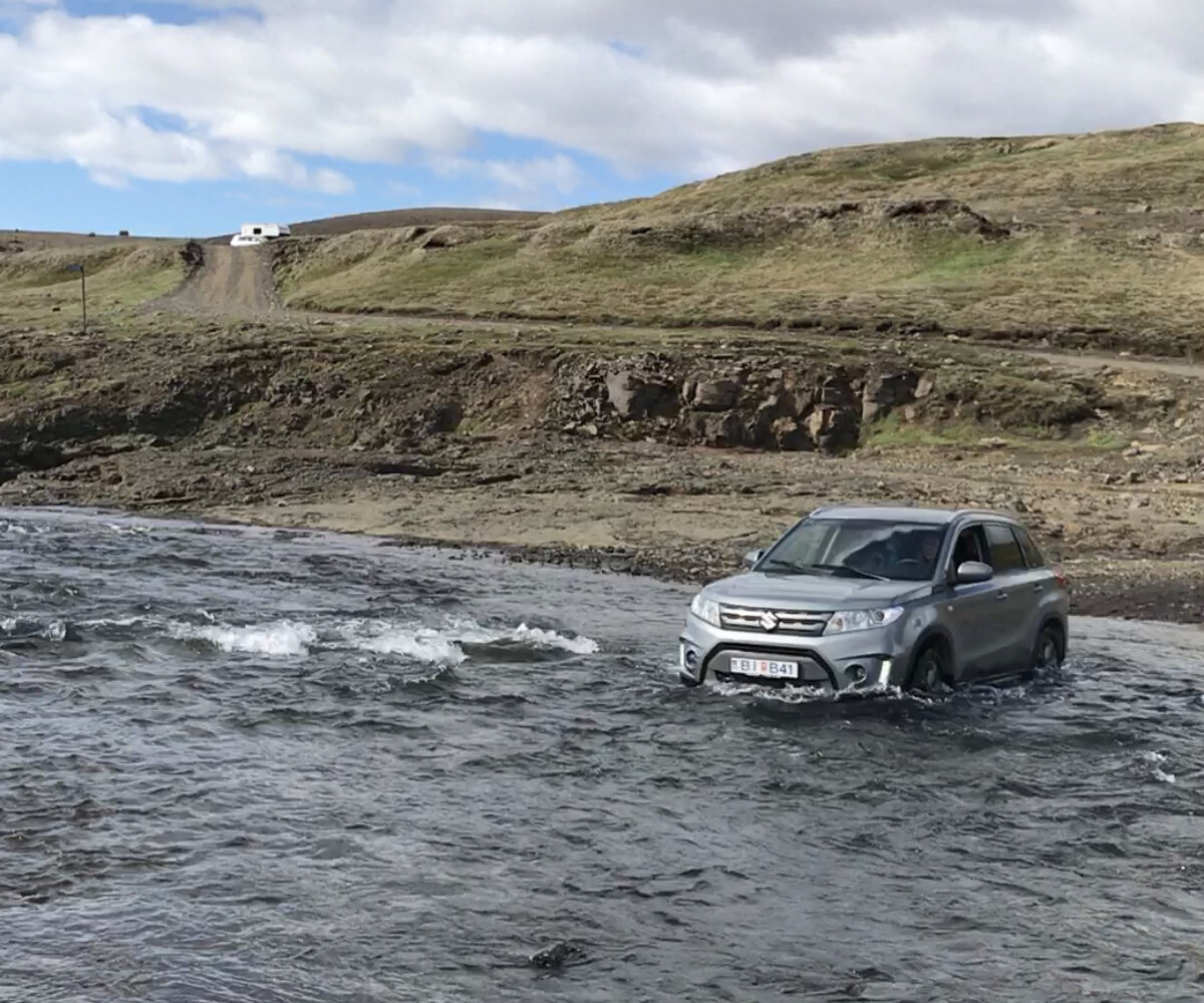 Переезжаем реку