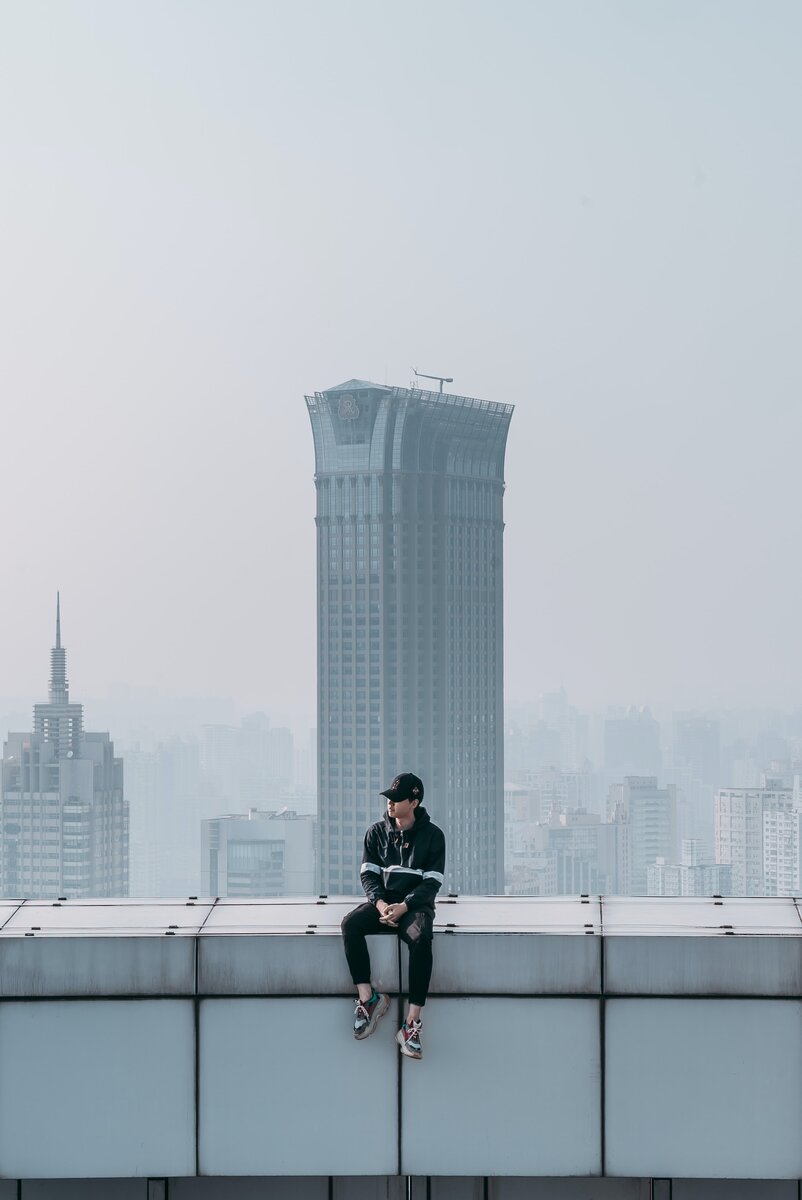 https://unsplash.com/photos/zAdxuP8TMo4