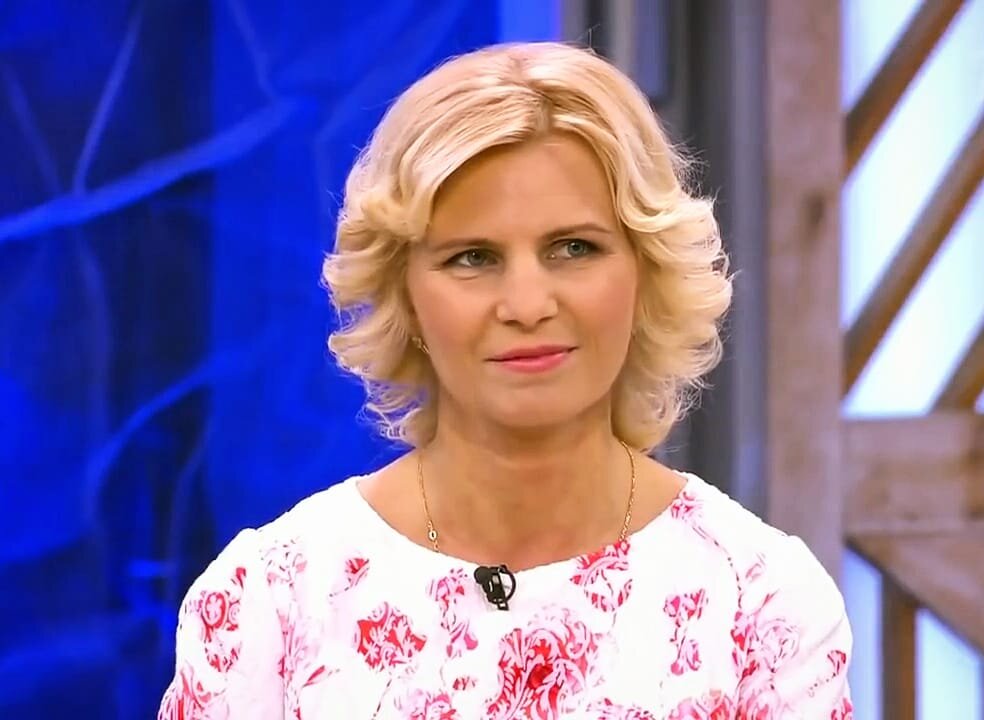 Елена Акчурина мать-одиночка 8-рых детей.