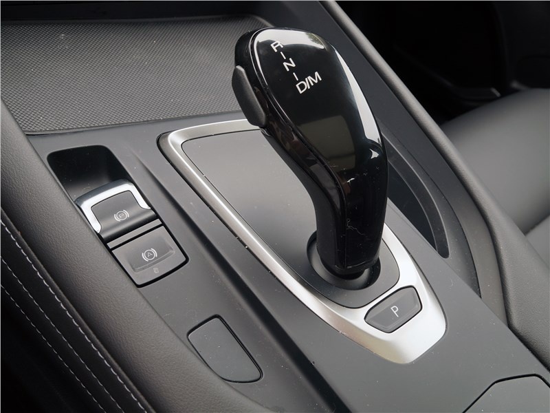 Центральная панель Haval F7