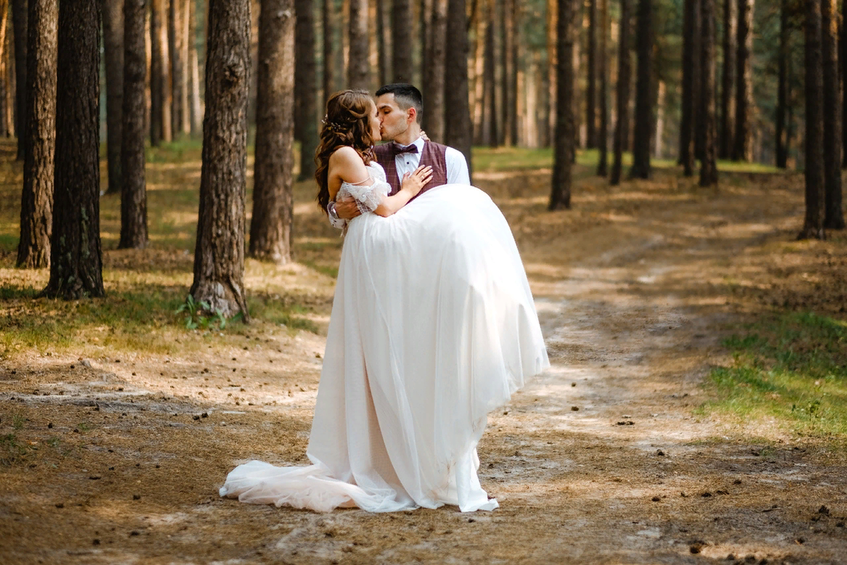         Соц.сети изменили наш образ жизни и мышление.  