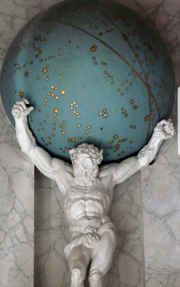 Атлант, несущий земную сферу 