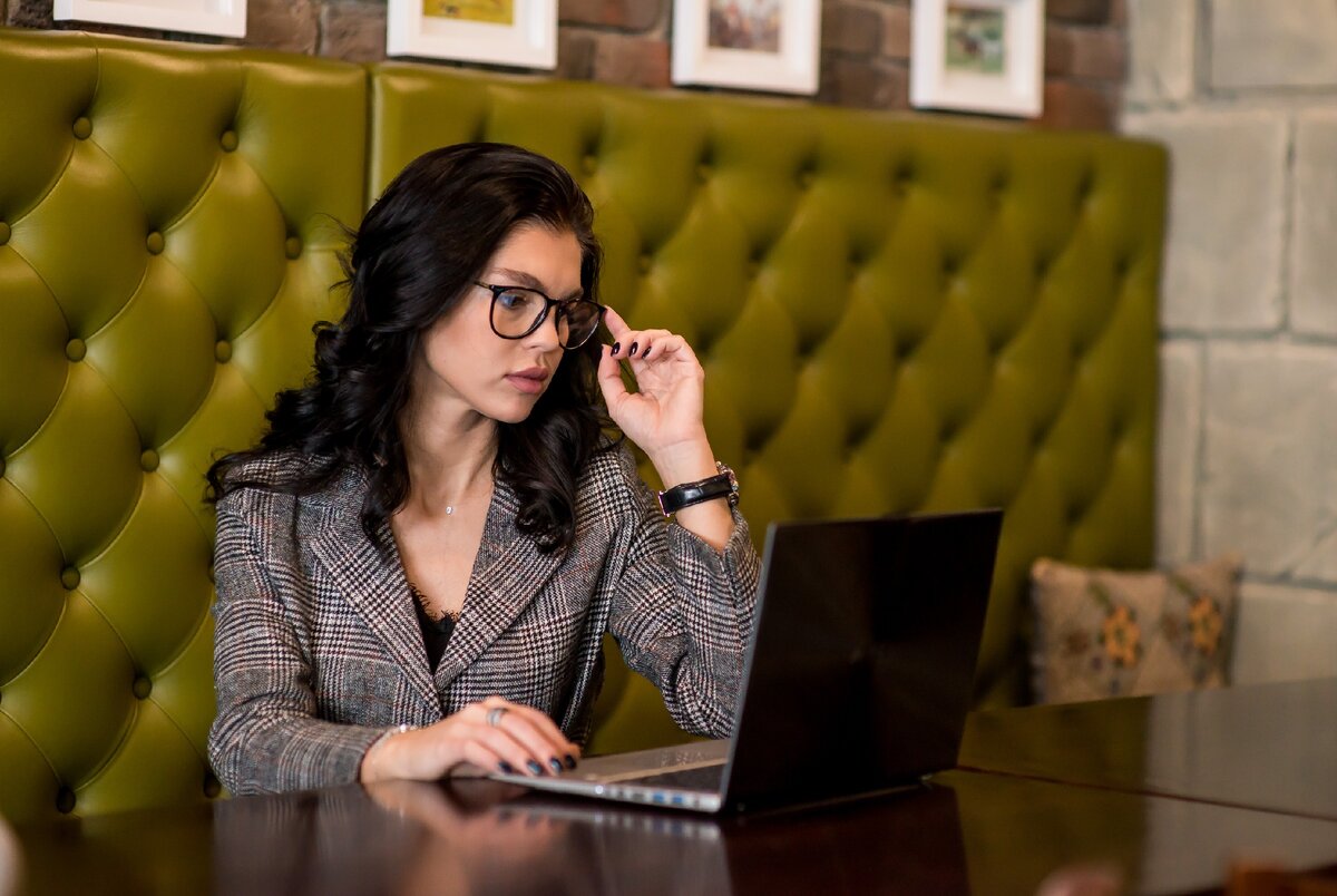 "Все болезни, за исключением механических повреждений, происходят от упадка духа." 
                                                                                                                                                       Парацельс.