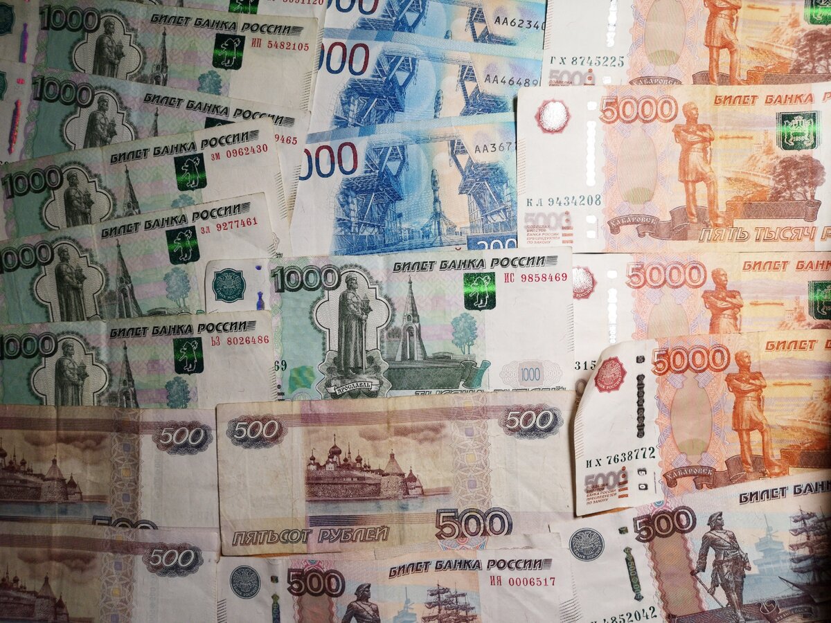 Миллионы за приёмное родительство 