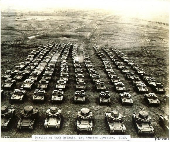 Часть единственной танковой дивизии США. 1940 год
Источник: https://pikabu.ru