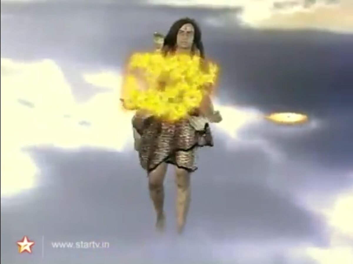 Шива с медленно исчезающим телом Сати. Кадр из сериала