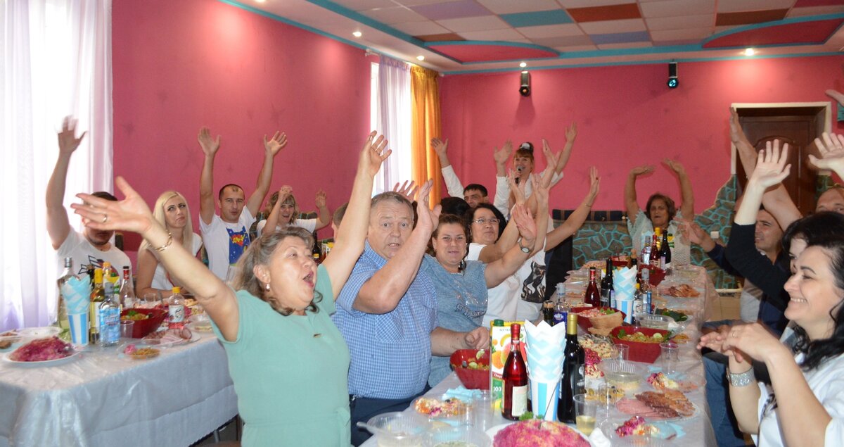 Гостям нравится. 