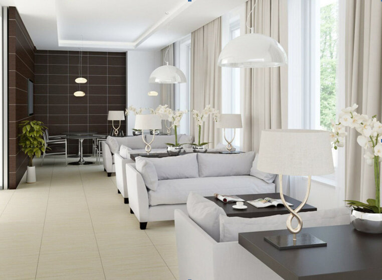 На фото интерьер с напольной глазурованной плиткой, по тематике − натуральные материалы.