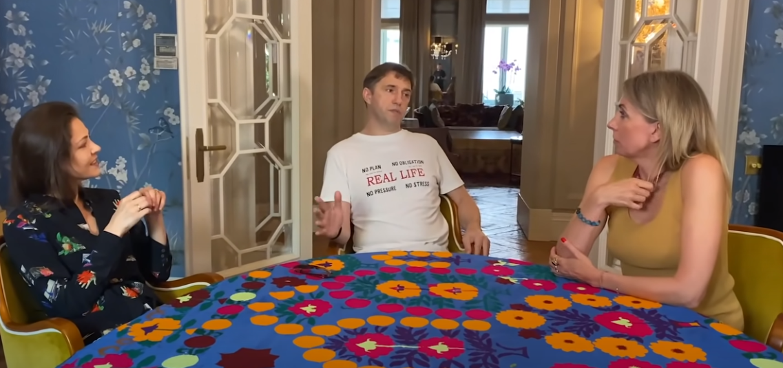 Слева направо: Елена Лядова, Владимир Вдовиченков, Светлана Бондарчук