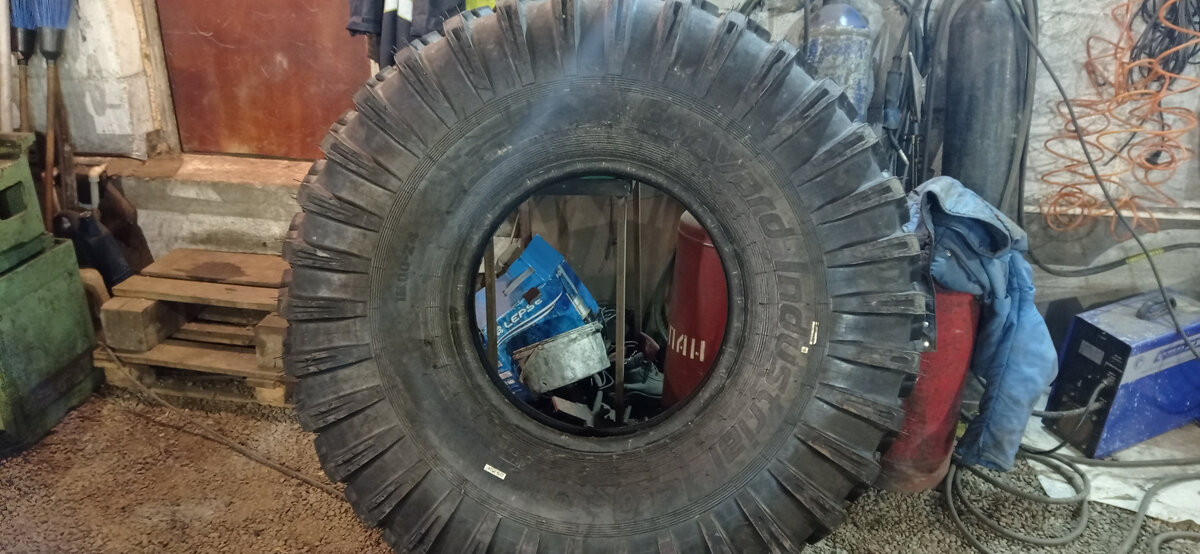 а эти установили