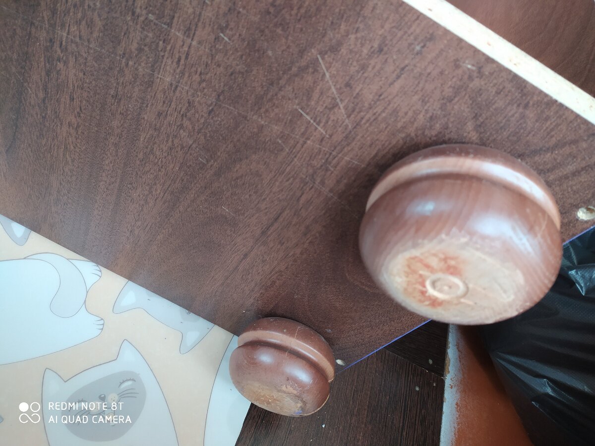 Нижняя часть шкафа с ножками