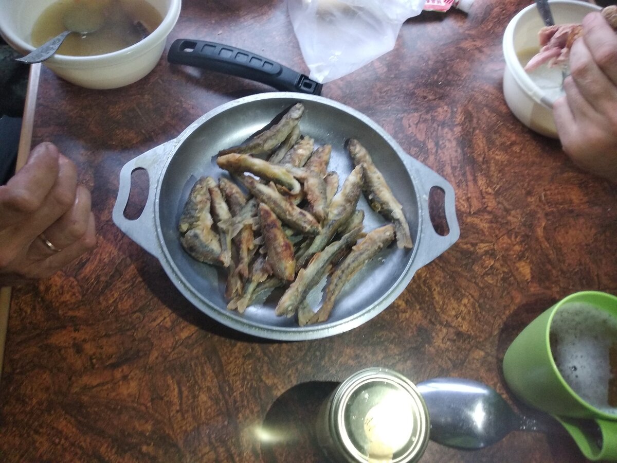 Кое-как успели сфотографировать остатки!