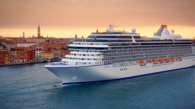 Лайнер Marina в Венеции