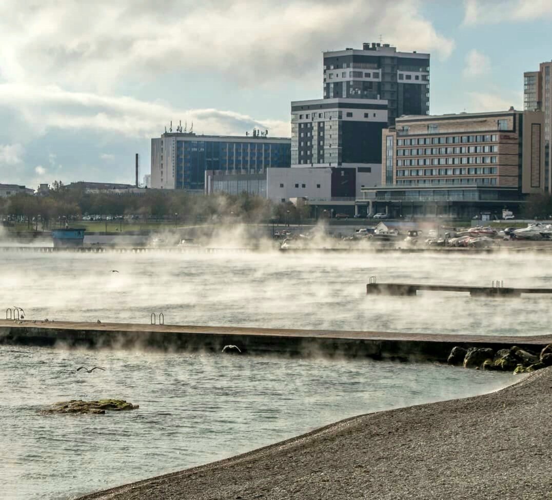 Температура воздуха понизилась, а море еще теплое
