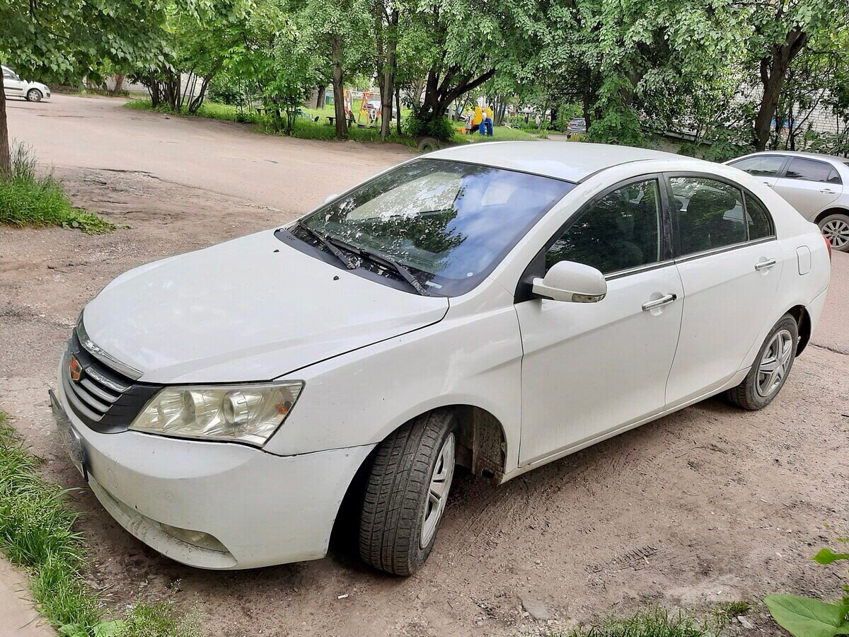 Современный дизайн и неплохая подгонка деталей.