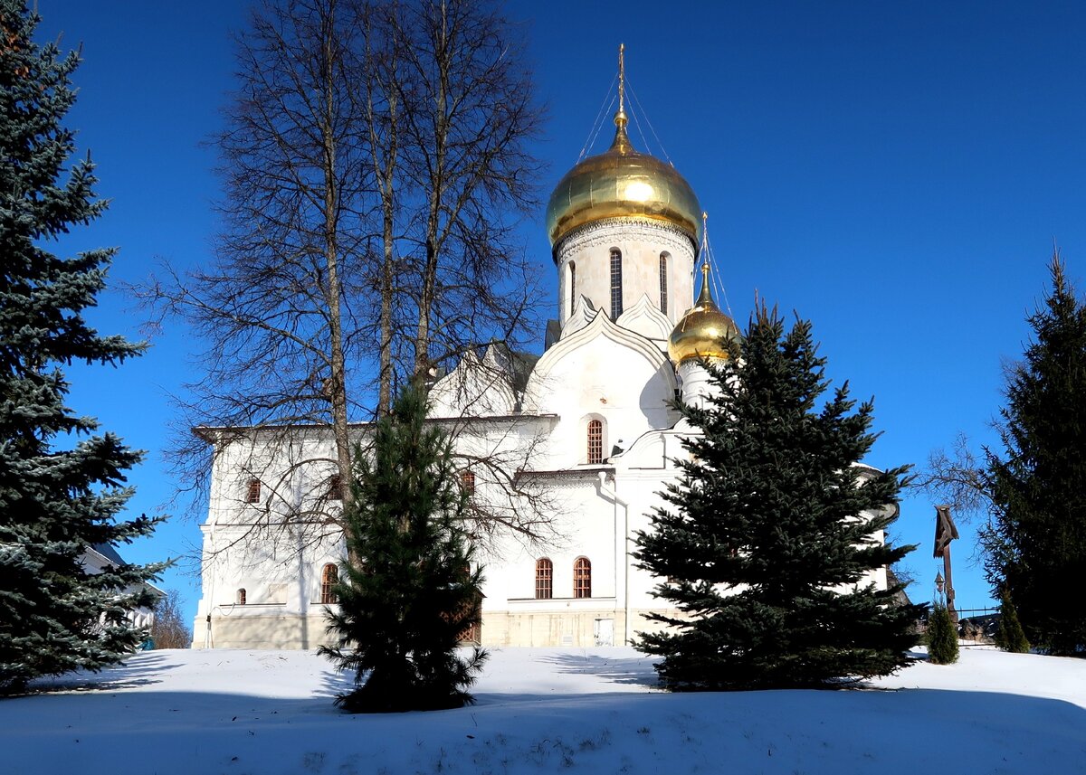 Рождественский собор.