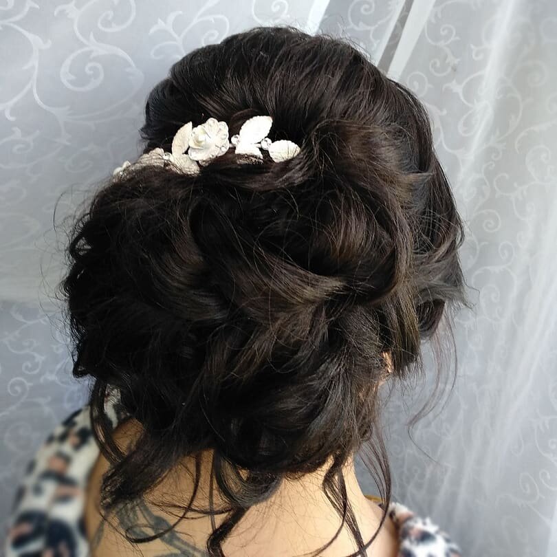 Свадебная прическа