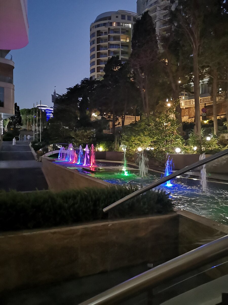 Фото из личного архива. Одни из самых дорогих предложений квартир в Приморском парке. 