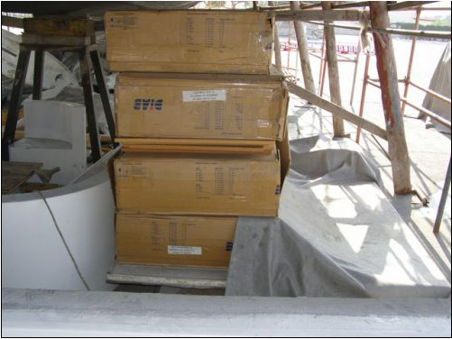 Фото № 1А.  "Пенопласт" . Размер листа 2 см х 80 см х 200 см. Примерно. Так как используют разные листы.