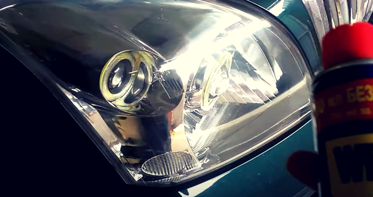 полируем фару с помощью WD-40