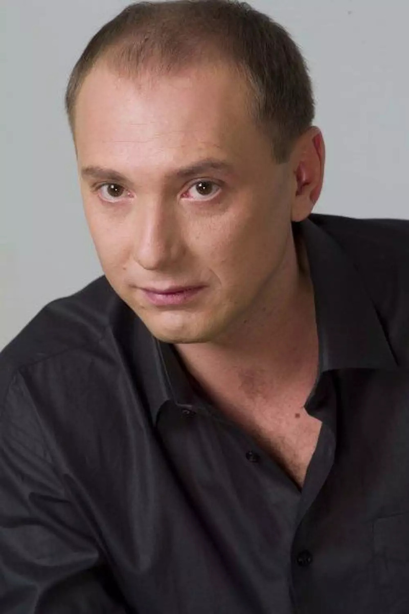 Молодой Жонин. фото с screenfiction.org