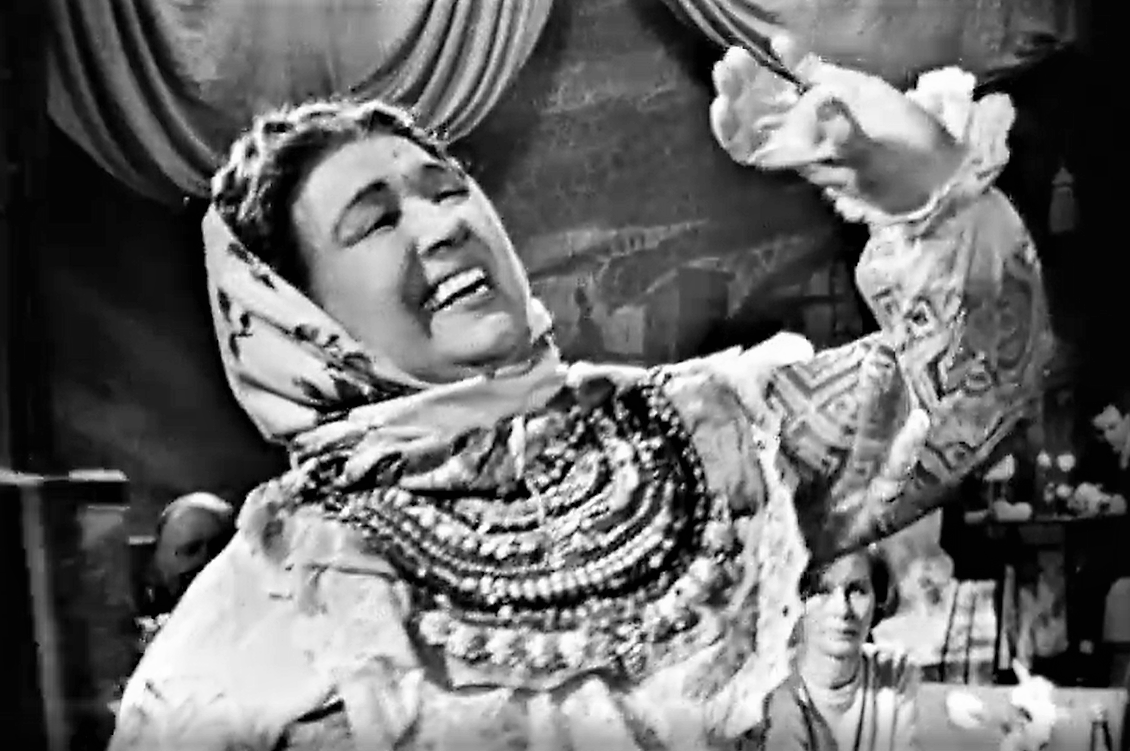 Лидия Русланова. Кадр из архива Гостелерадиофонда