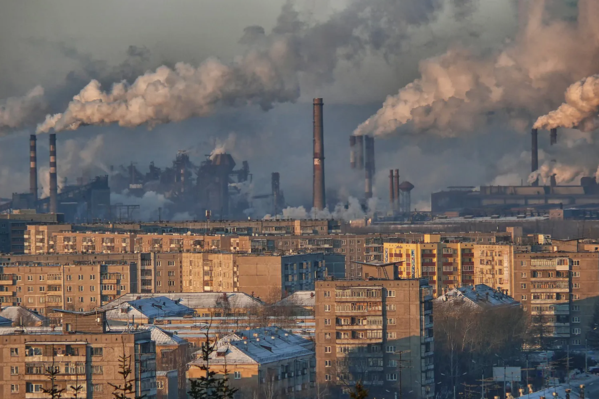 Города и их заводы. Загрязнённая атмосфера Челябинск. Нижний Тагил заводы дым. Нижний Тагил город завод. Нижний Тагил экология.