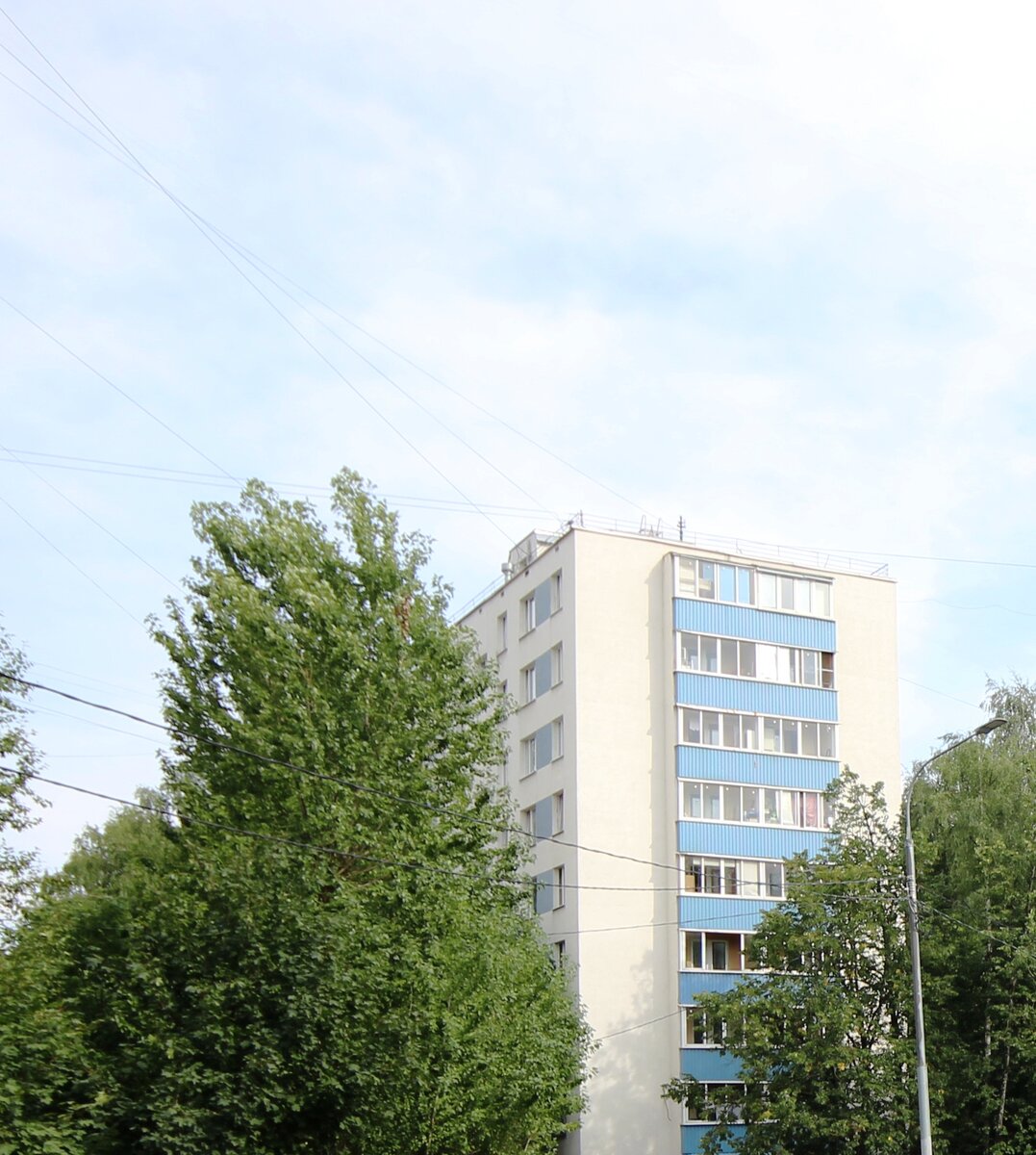 Фасады оштукатурены, общедомовые коммуникации поменяны (Галерея)