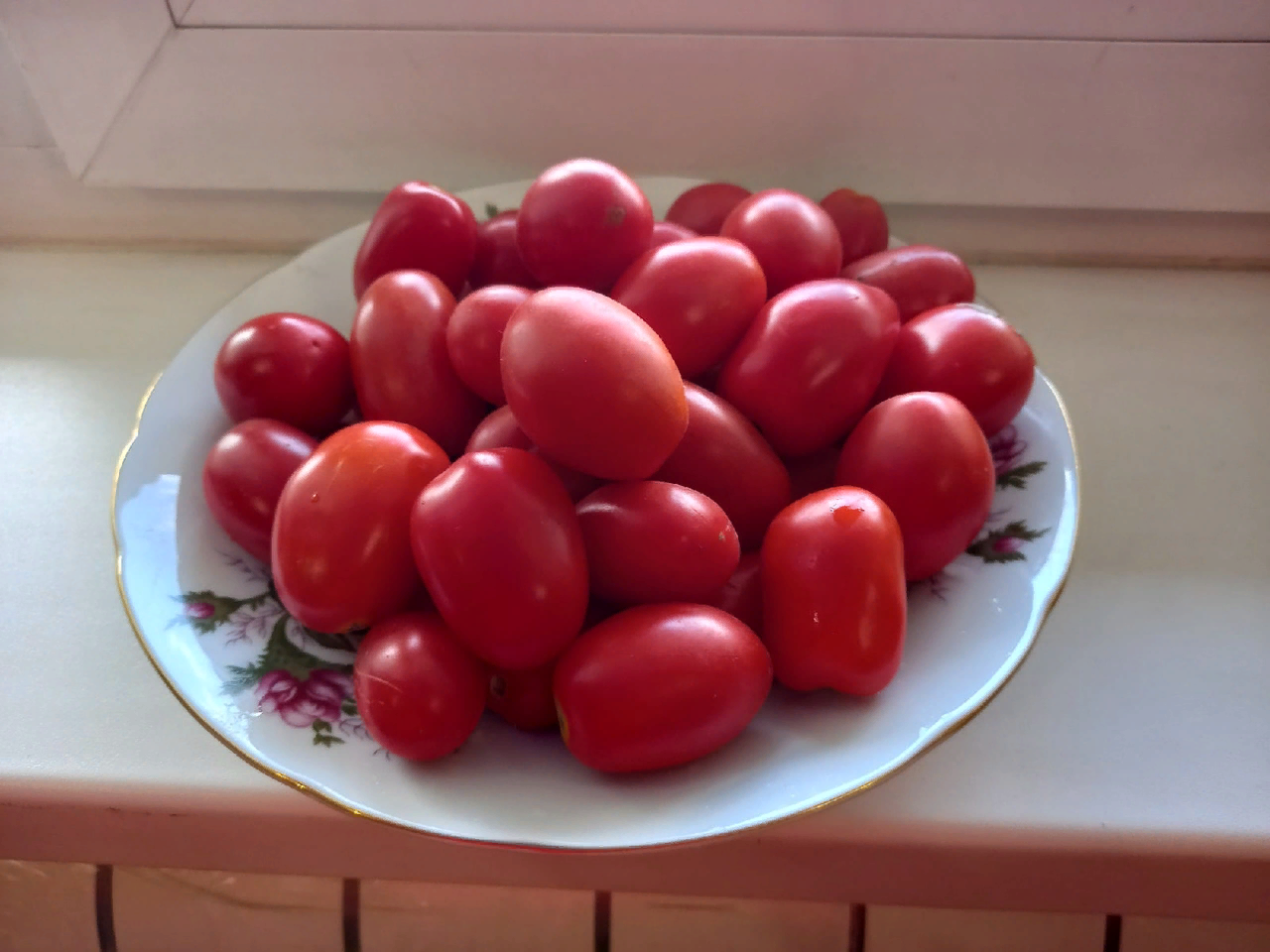 Сварила кетчуп на зиму, но думаю, до зимы он не достоит. Вкусный уж очень2