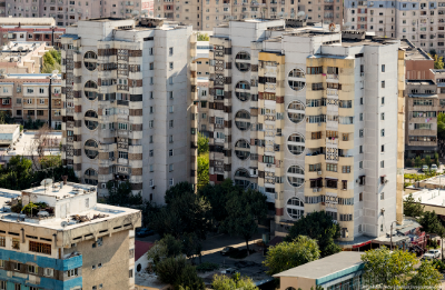 Фото из интернета. Здесь на фото три одинаковых дома на первом плане, В точно таком же доме мы жили на Юнус-Абаде и теперь сняли в районе Чорсу недалеко от ГУМа.