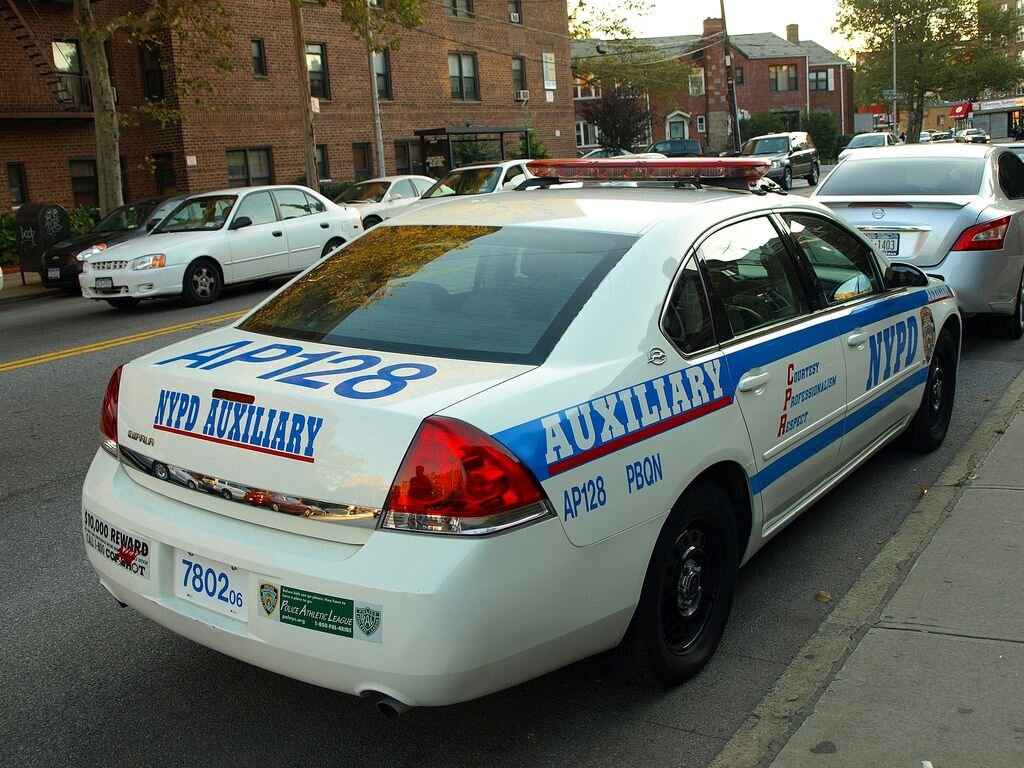 NYPD Police машины