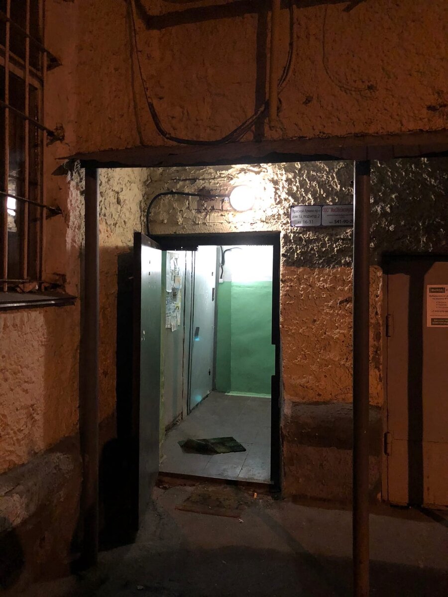 Нелицеприятный подъезд