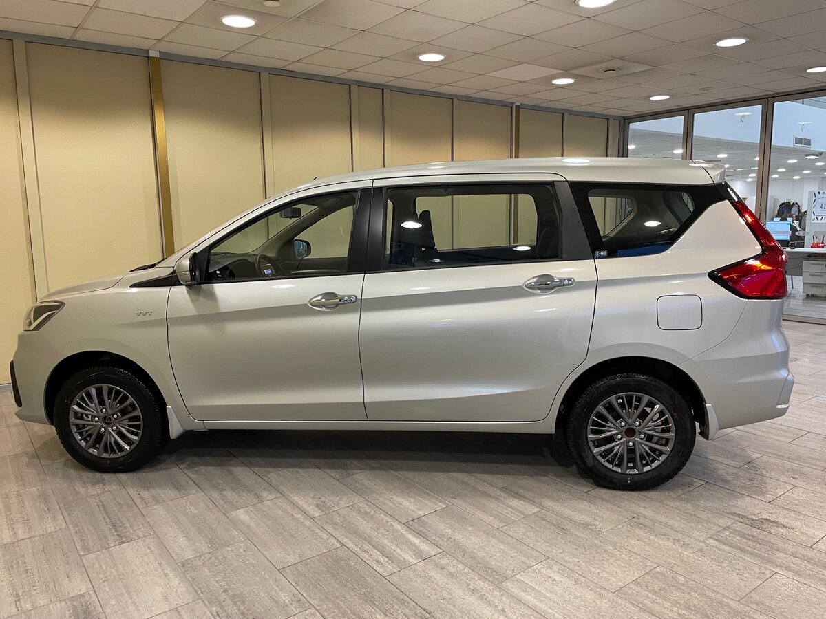 Suzuki Ertiga. Источник иллюстрации - auto.ru