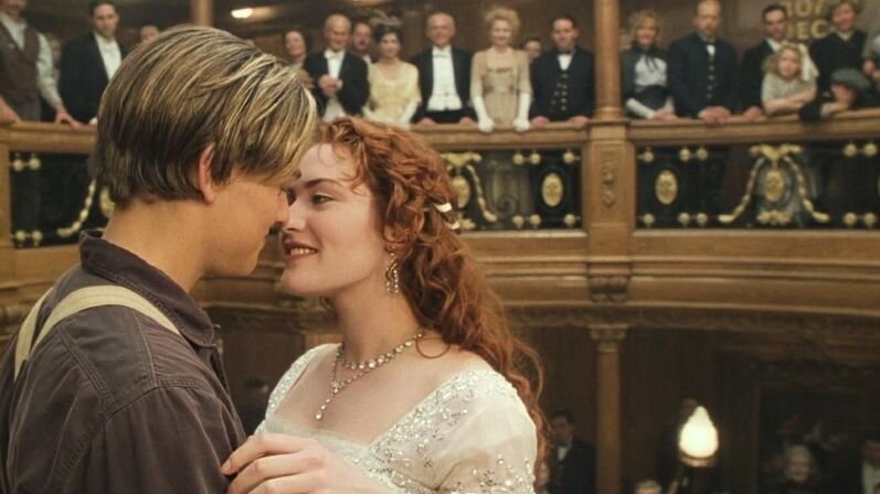 Кадр из финала фильма "Титаник". 