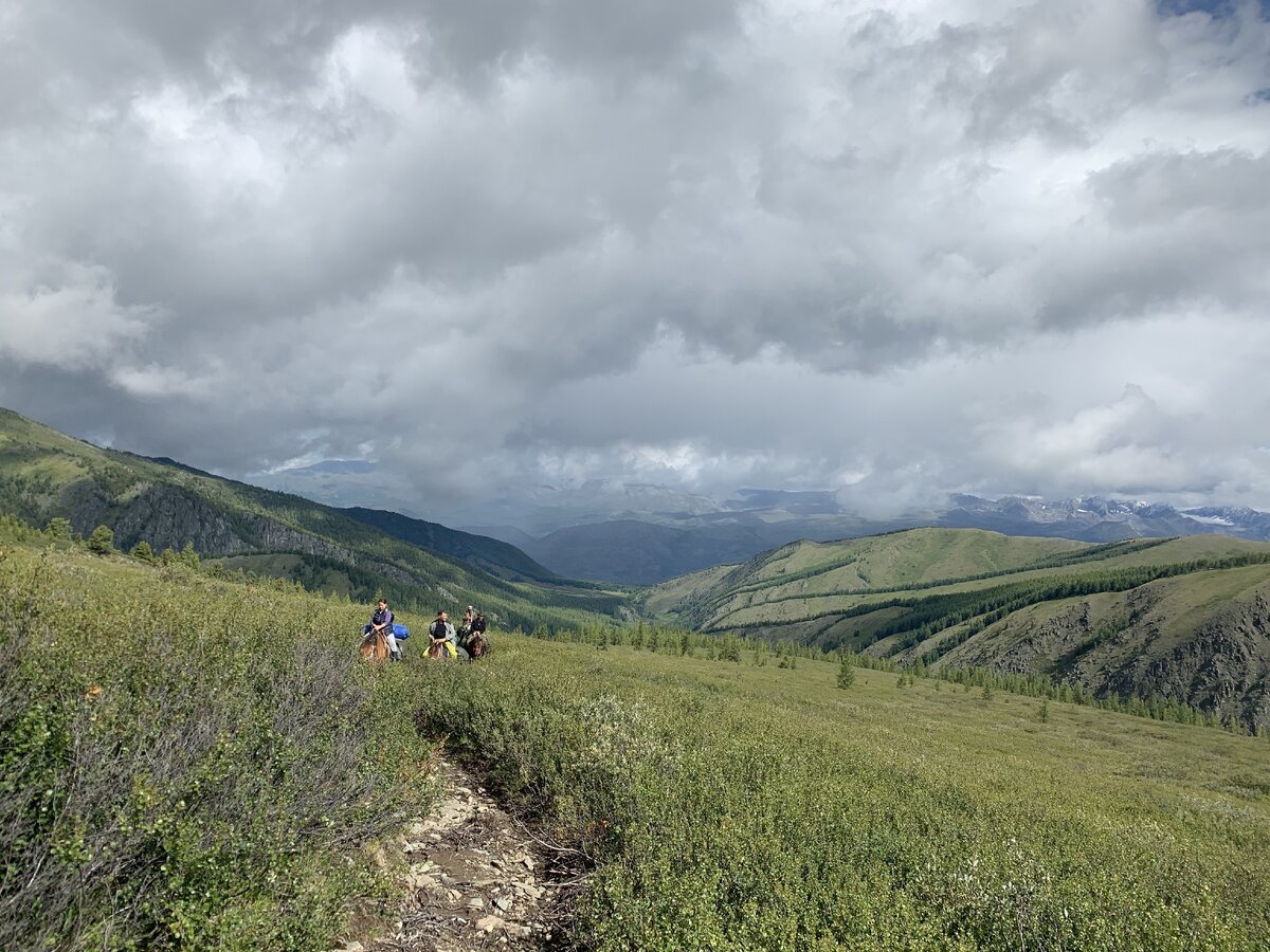 За предоставленные фотографии  выражаю благодарность основателю проекта Rock Art Jewelry Алене Чудиновой и ее команде