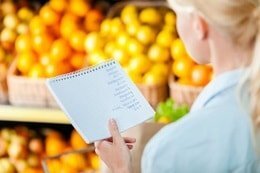 Так и знайте. Научитесь отказываться от удовольствий. А делать это можно по чуть-чуть.