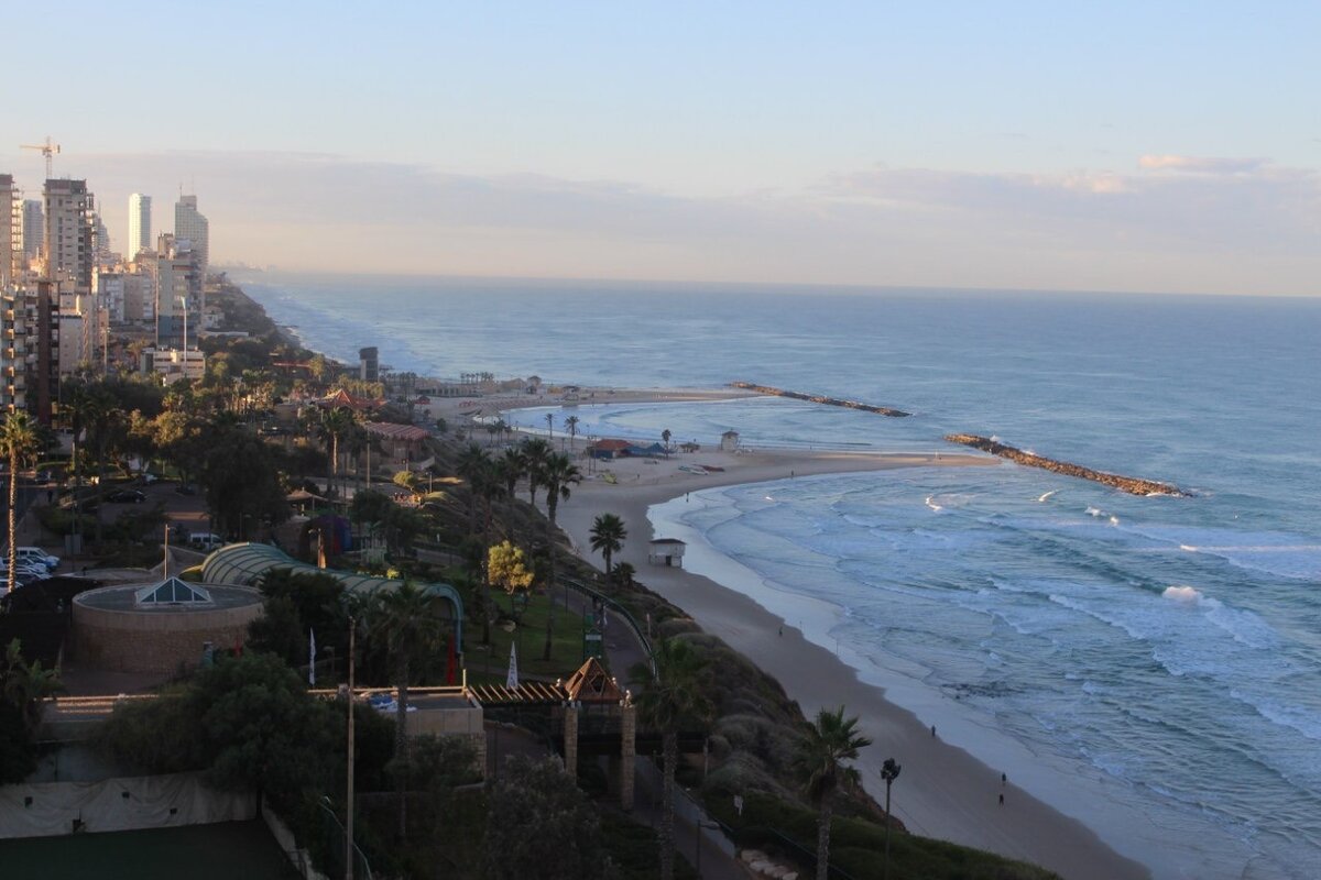 Вид из номера отеля 